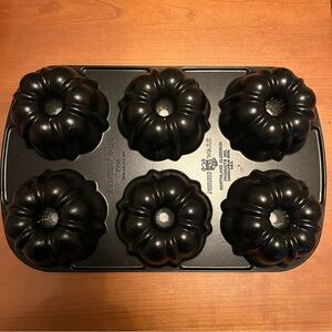 Nordic Ware Bundt lette Pan